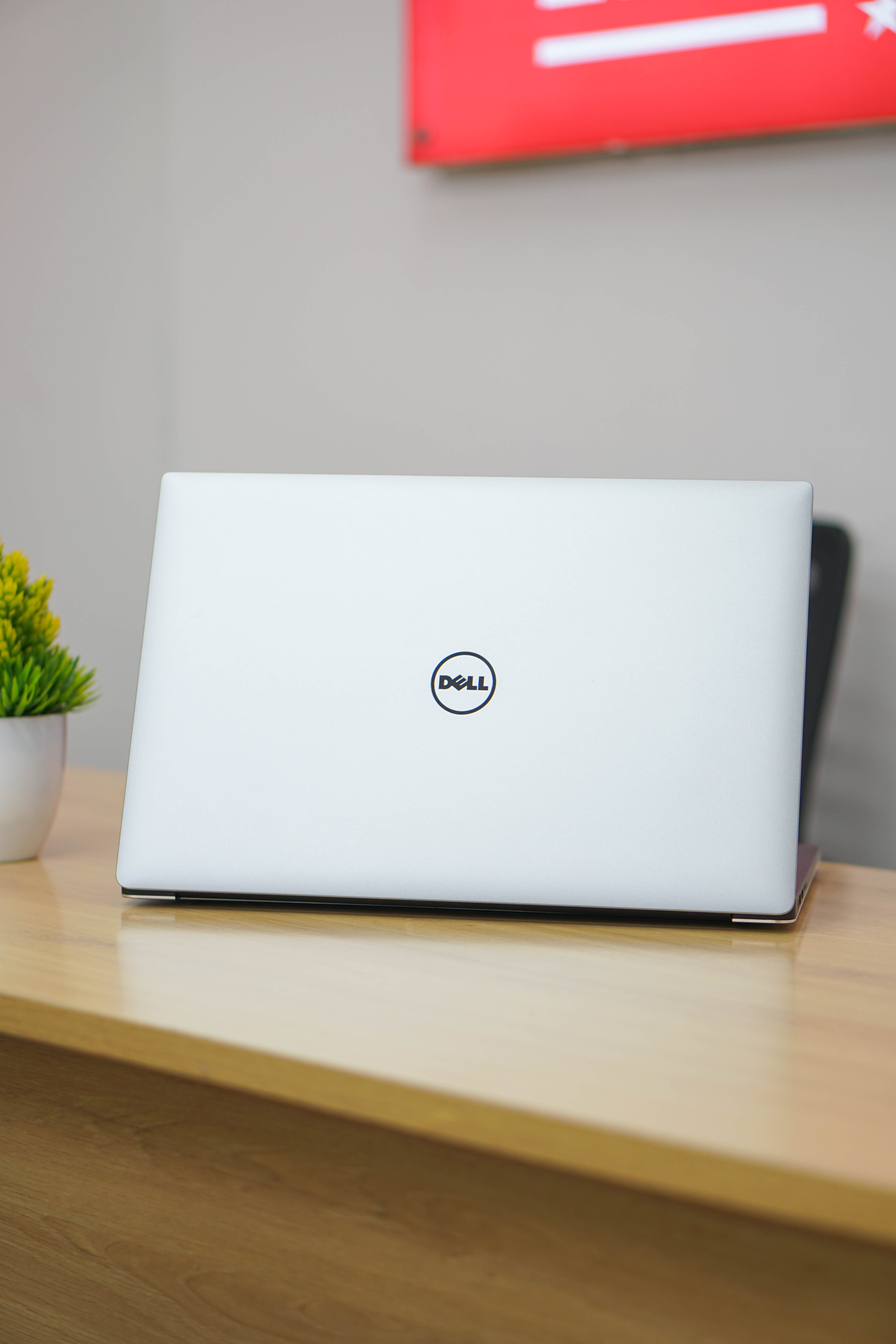Dell Précision 5510 Core i7 Stockage SSD 512 Go Ram 16 Go Ecran 15