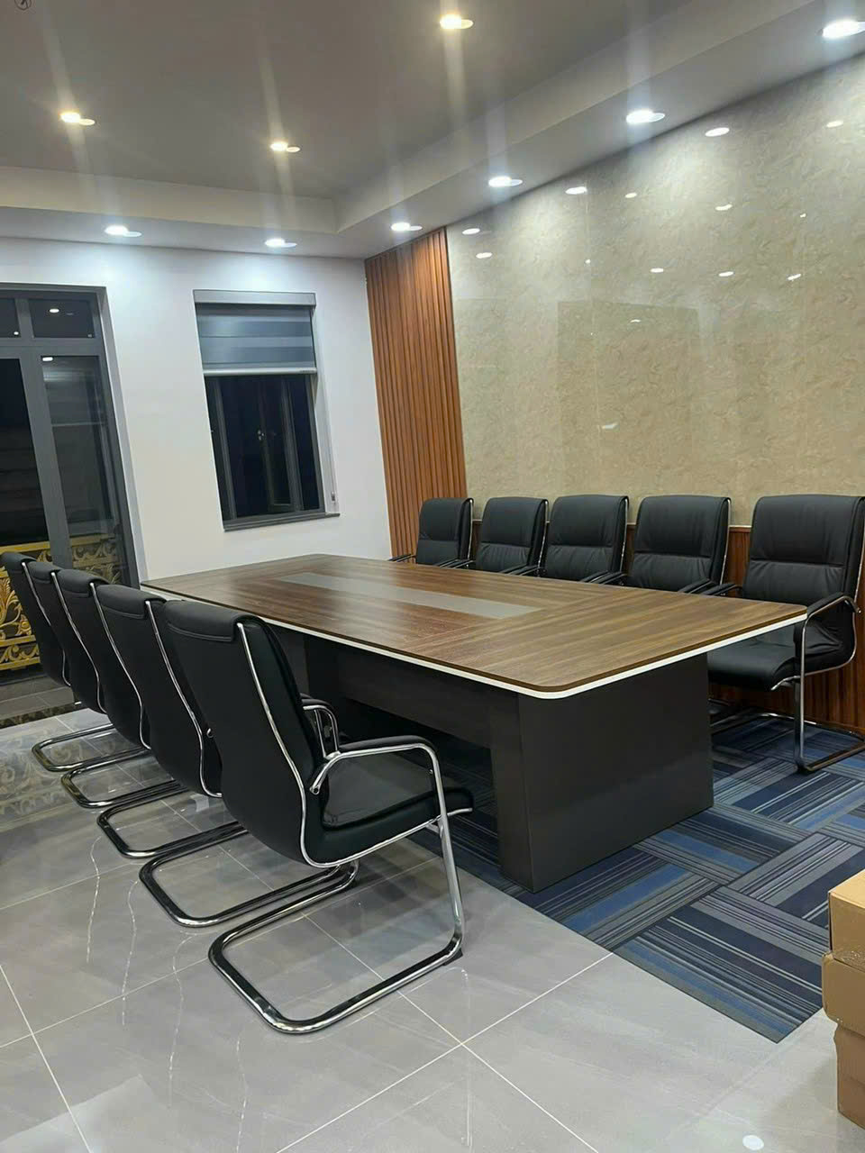 Ghế da văn phòng chân quỳ CQ_642