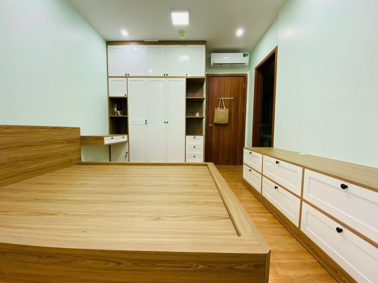 Combo Thiết Kế tone màu quốc dân