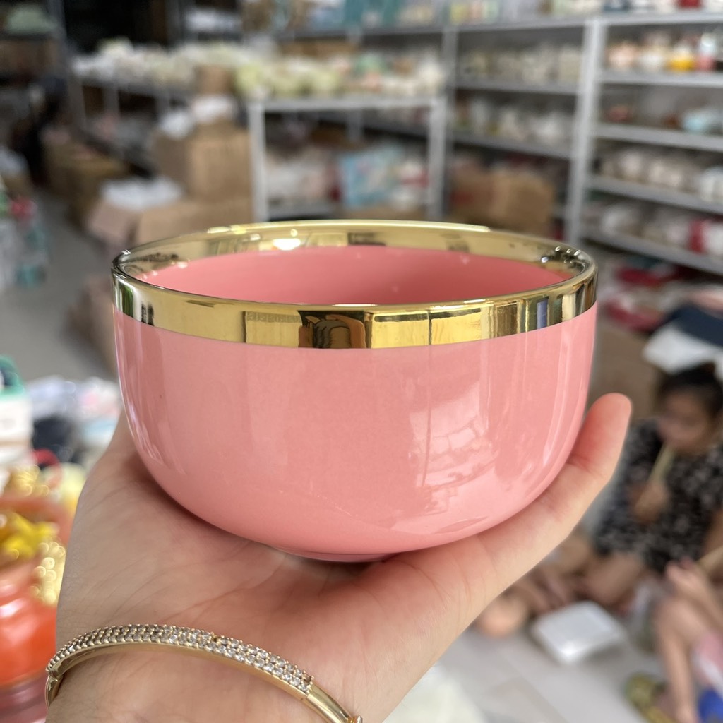 Bát cơm viền vàng