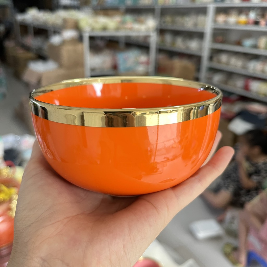 Bát cơm viền vàng