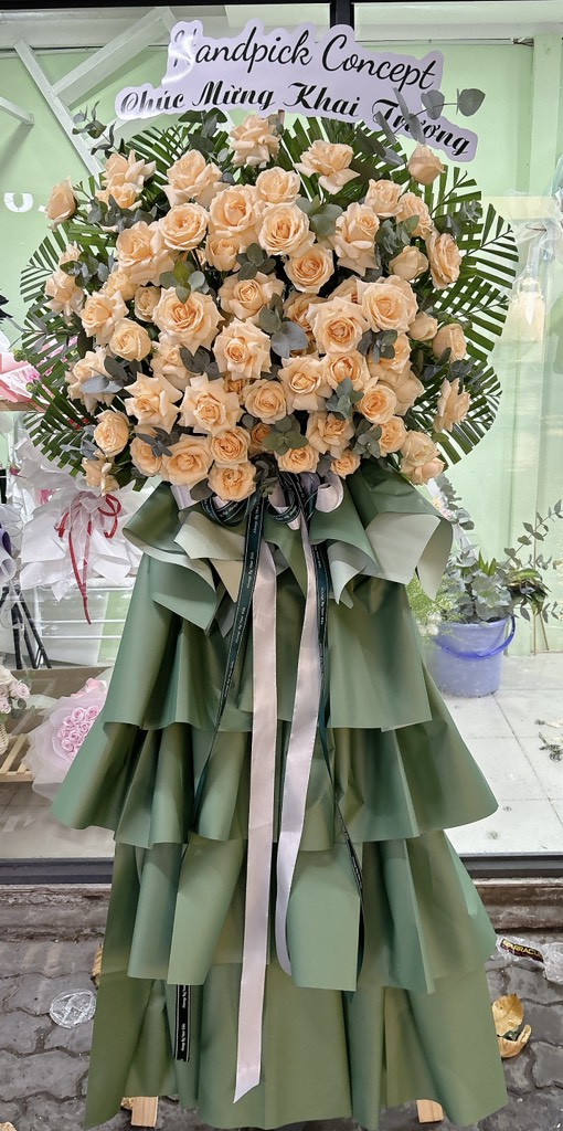 Kệ hoa khai trương  vàng phối giấy xanh SP000070
