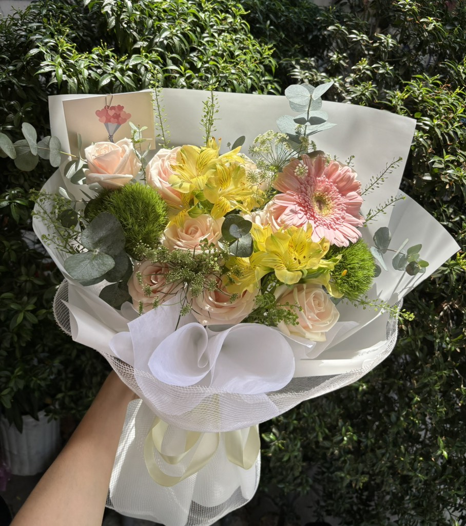 Hồng kem mix thuỷ tiên