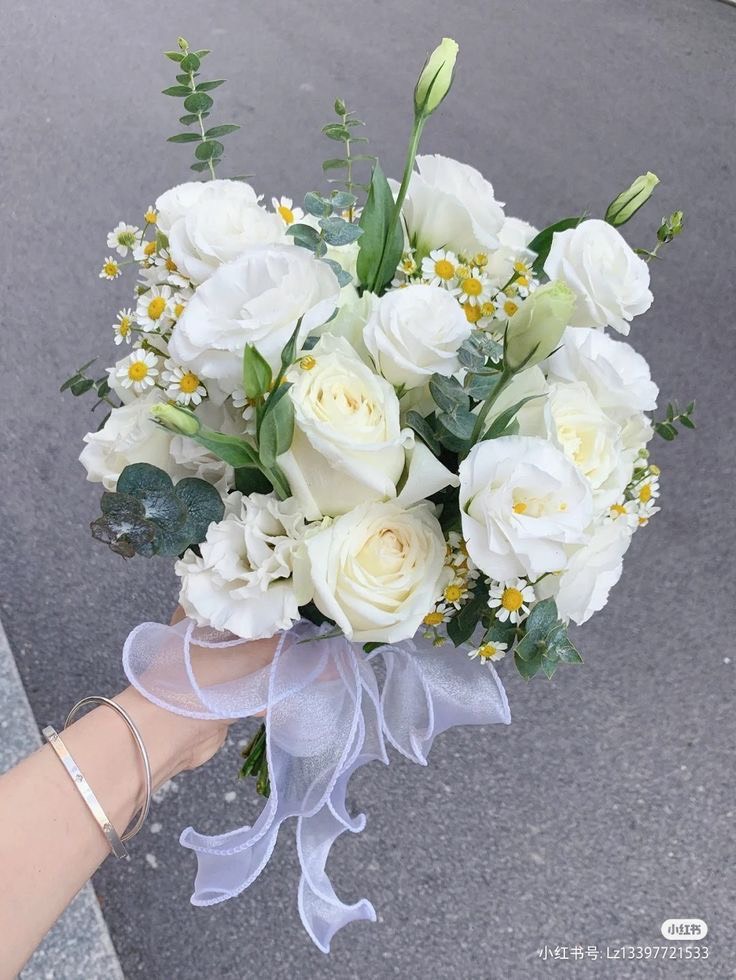 Hoa cưới cát tường mix hồng trắng