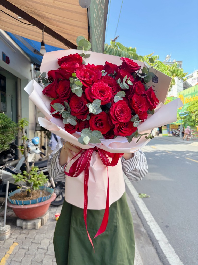 Bó hồng đỏ to
