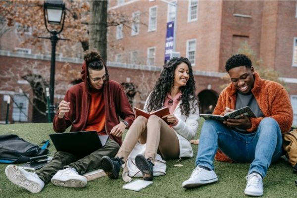 Tại sao nhiều bạn trẻ chọn du học nghề tại Úc?