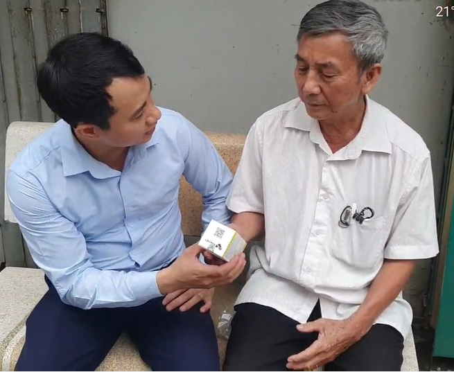 Dược Hoa Việt tặng quà vùng cao