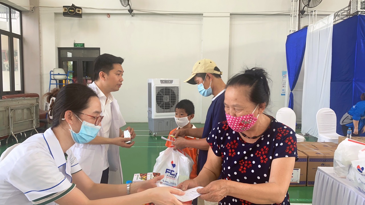 Chương trình khám chữa bệnh miễn phí cho công nhân