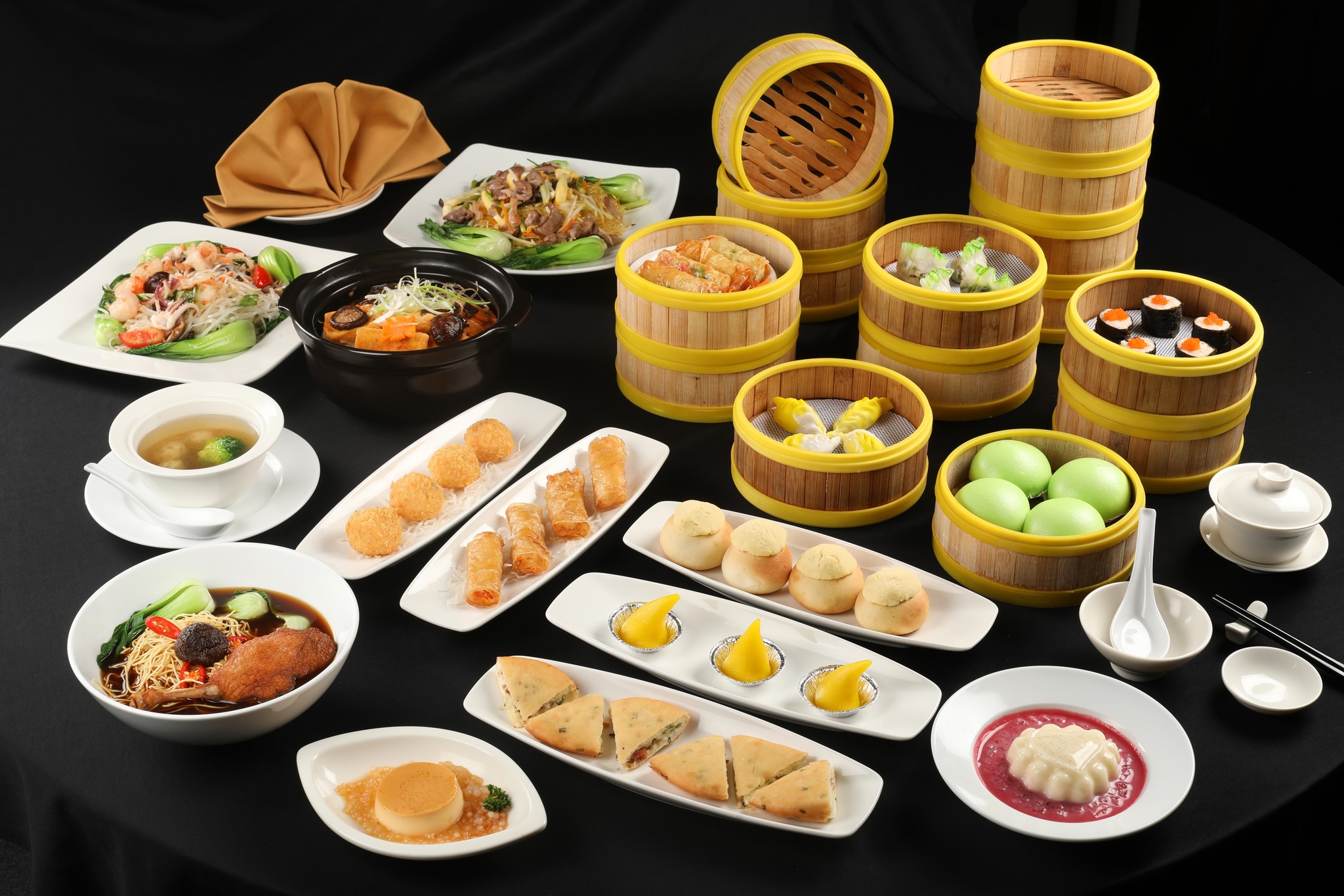 Buffet Trưa Tại Khách Sạn Pan Pacific Hanoi