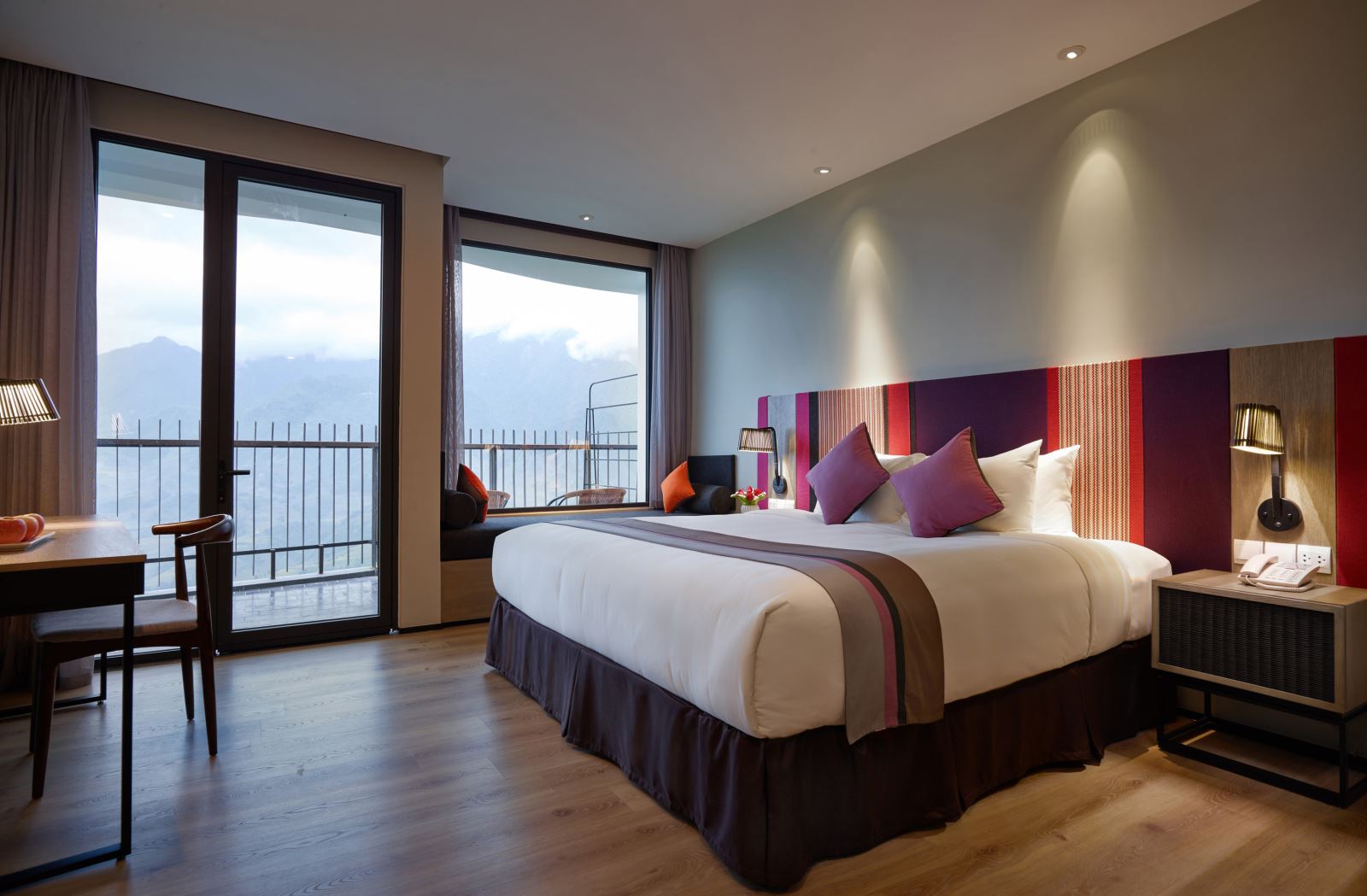 Combo Du Lịch SAPA 2N1Đ : Pao's Sapa Leisure Hotel 5 Sao + Xe Giường Nằm Khứ Hồi