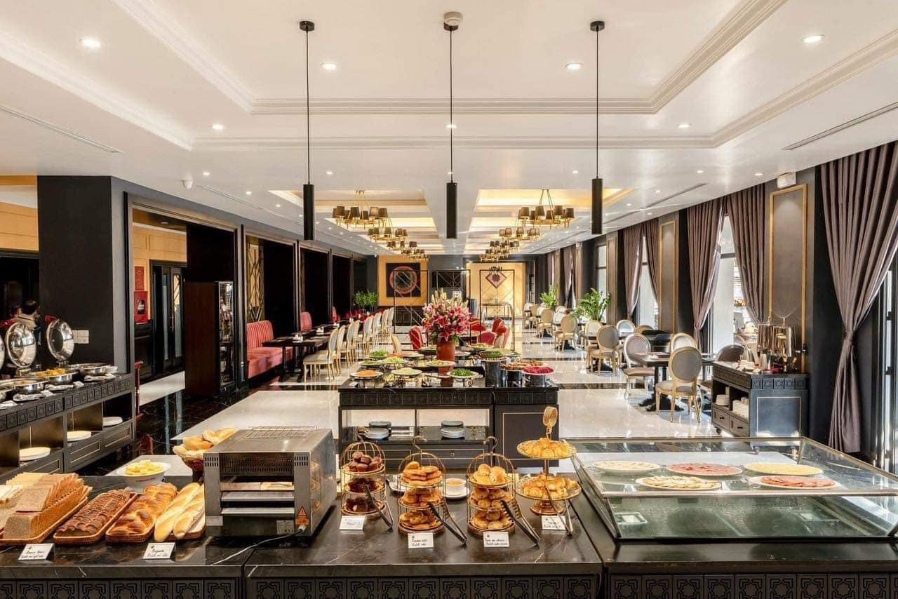 Combo 2 ngày 1 đêm: Xe khứ hồi giường nằm + khách sạn BB Hotel Sapa 4 sao