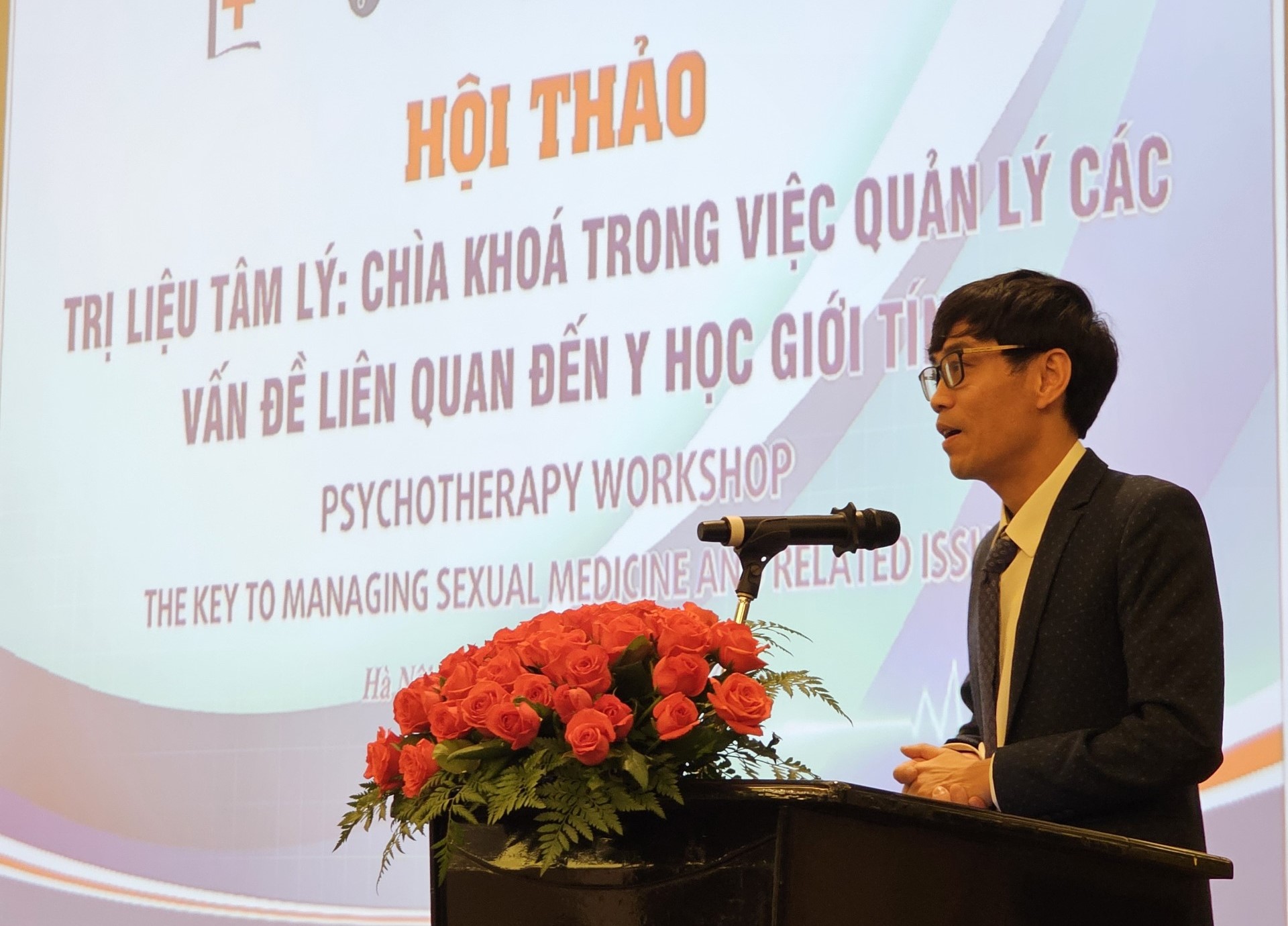 NGƯỜI ĐỒNG TÍNH, CHUYỂN GIỚI CÓ NGUY CƠ MẮC RỐI LOẠN TÂM THẦN CAO GẤP 3 LẦN