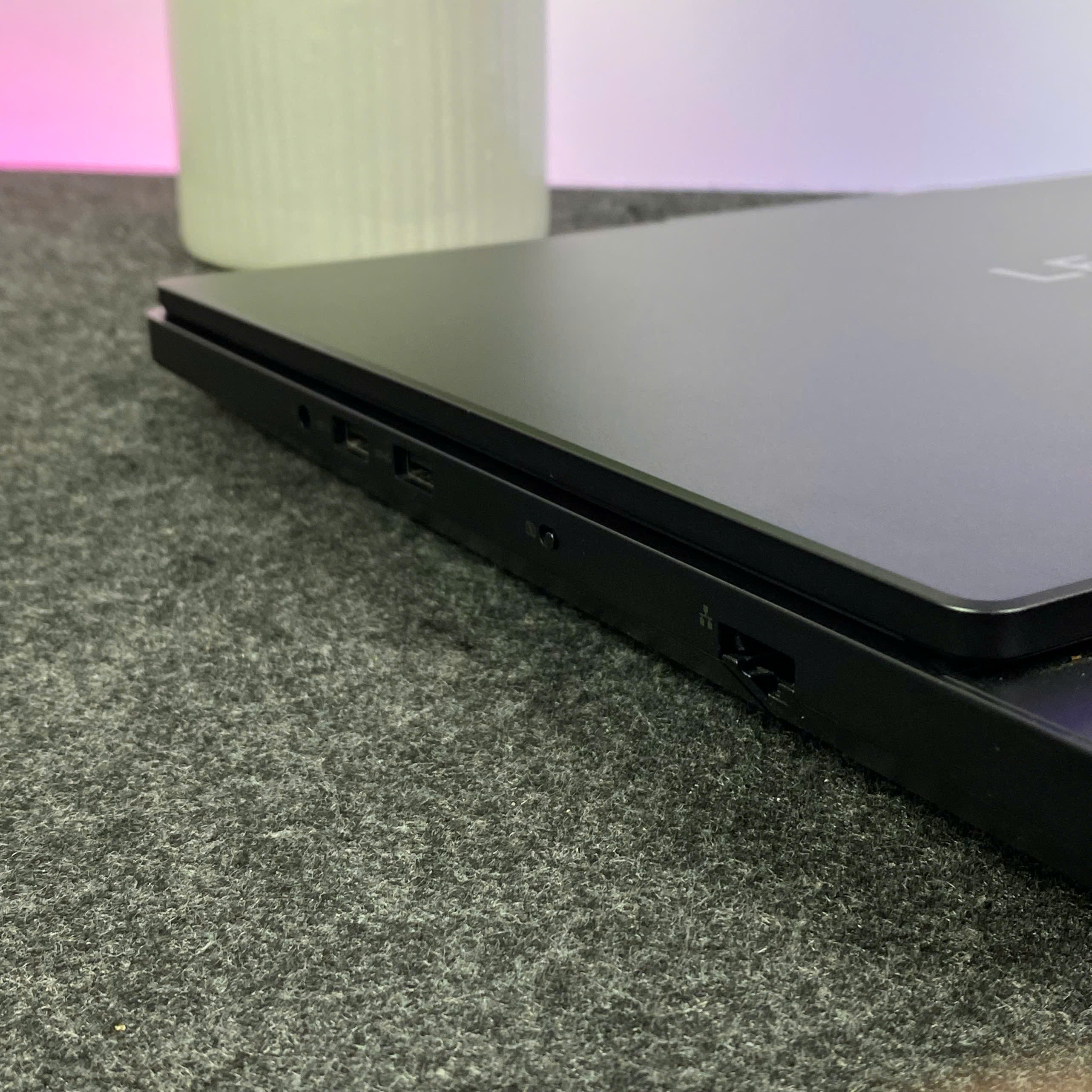 LENOVO LEGION Y7000P 2025 (Core i7-14700HX, RTX 5060 8Gb) - 99%