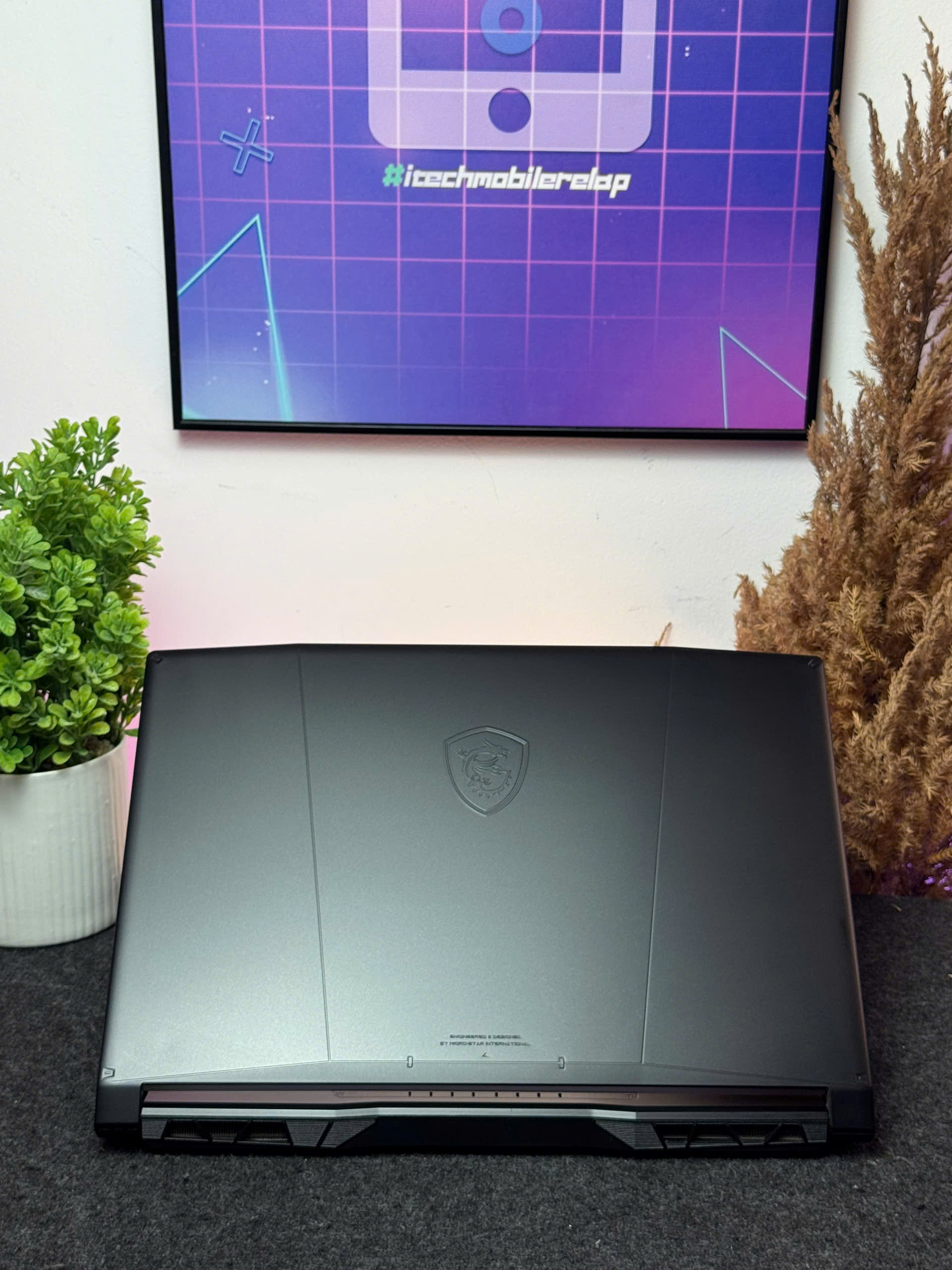MSI Katana Gaming A15  (AMD Ryzen 7 - 8845HS, RTX 4060 8Gb) - USED 99%