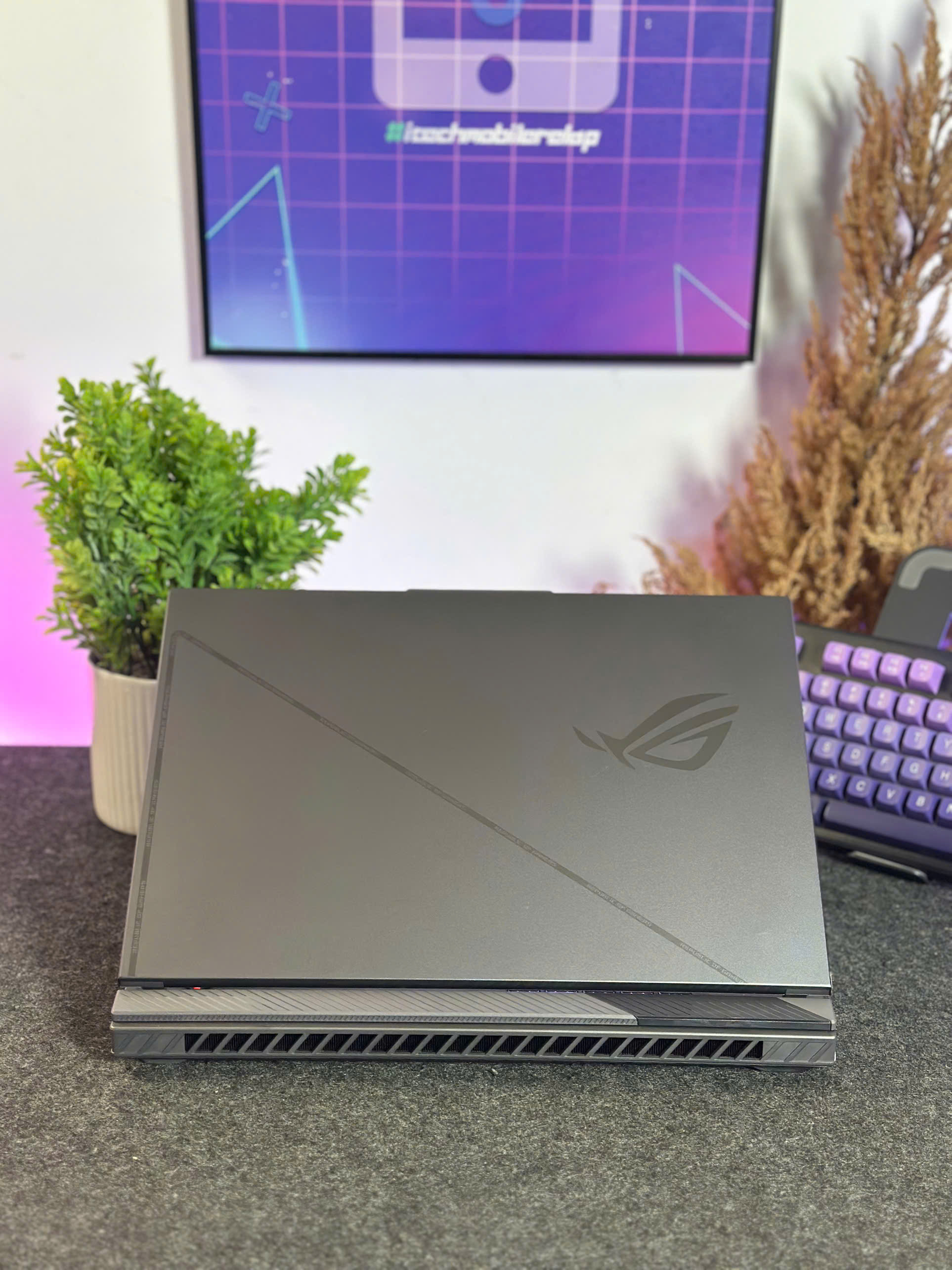 ASUS ROG STRIX G16 2023 (Core i7-13650HX, RTX 4060 8Gb) - USED 99%