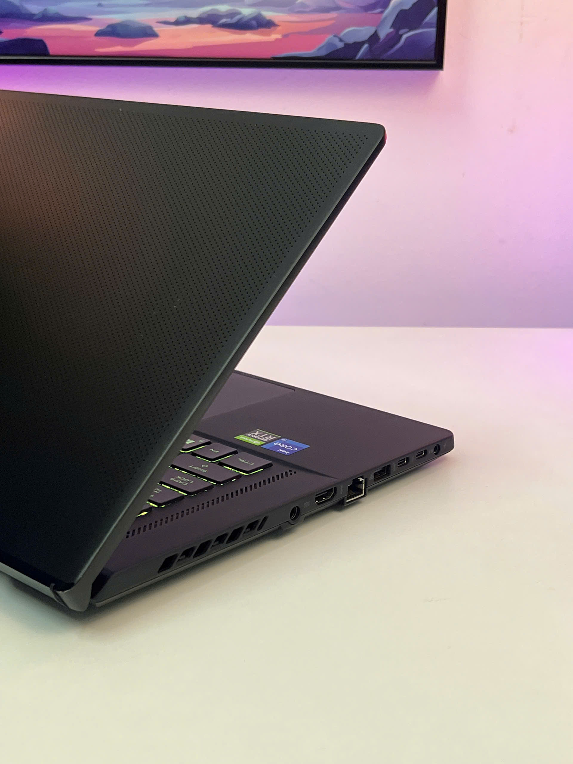 ASUS ROG Zephyrus M16 2022 (Core i7-12700H, RTX 3060 6Gb) - USED 99%