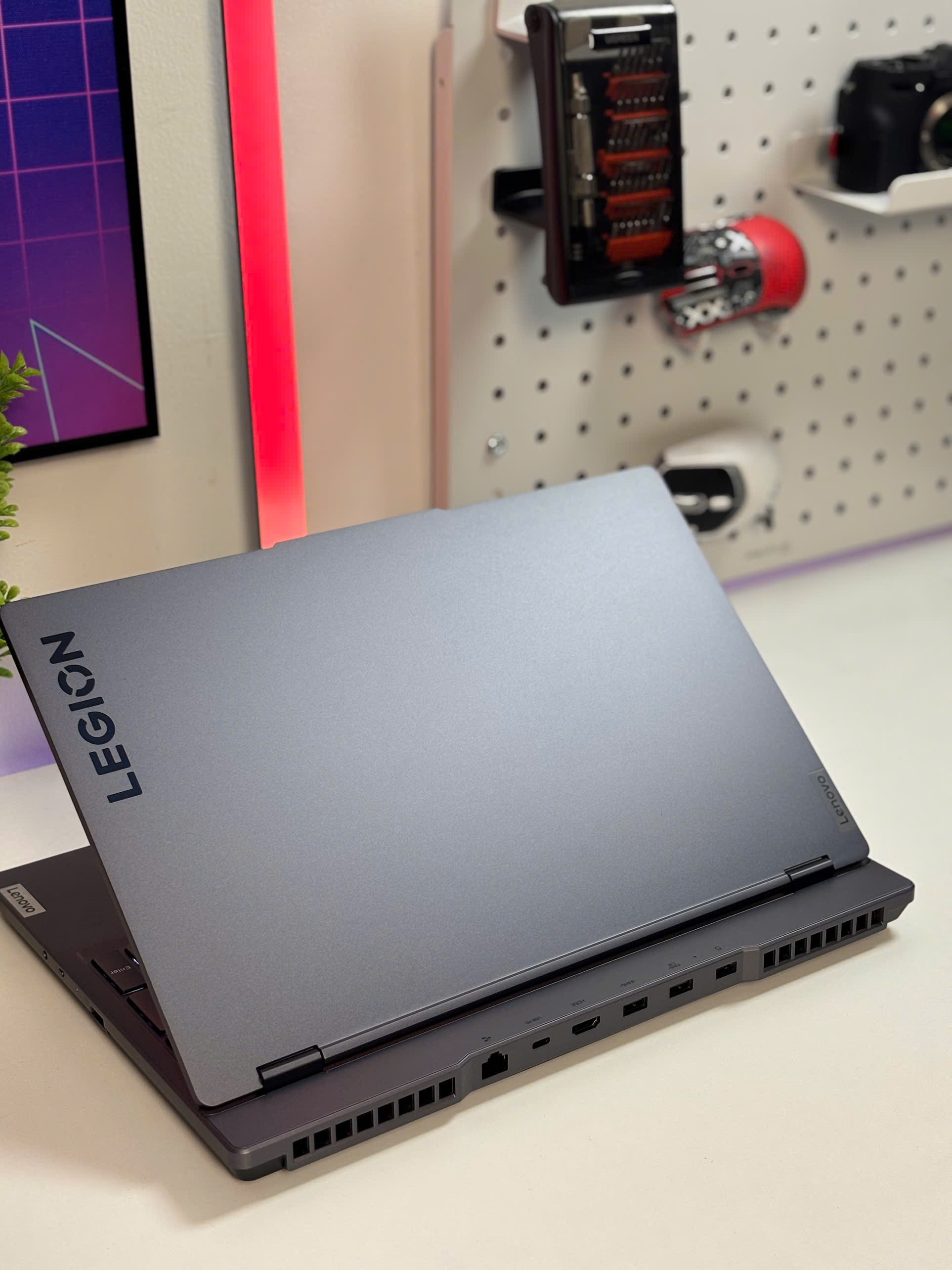 LENOVO LEGION 5 2024 (Core i7-13650HX, RTX 4060 8Gb) - USED 99%