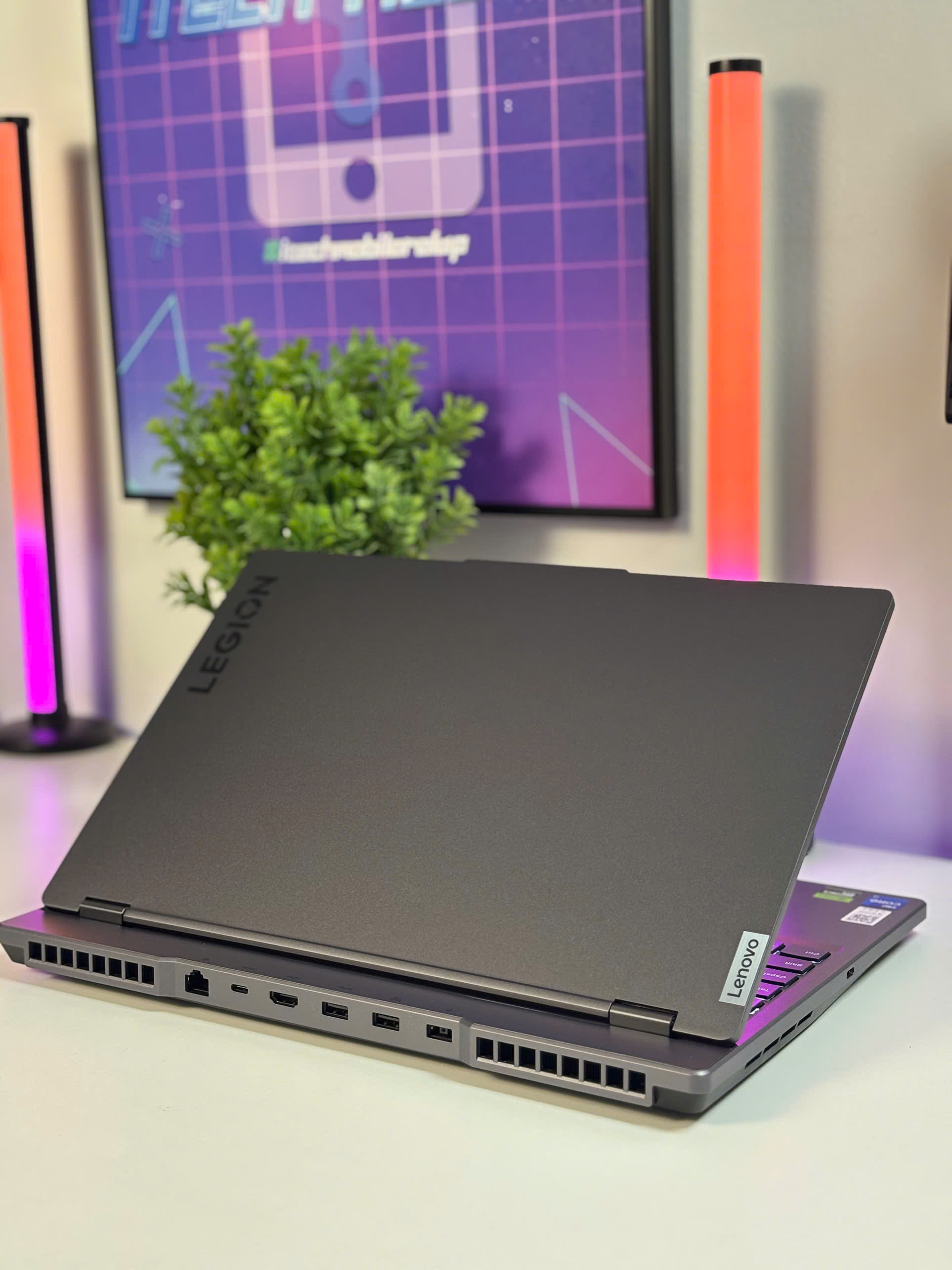 LENOVO LEGION 5 2024 (Core i7-13650HX, RTX 4060 8Gb) - USED 99%