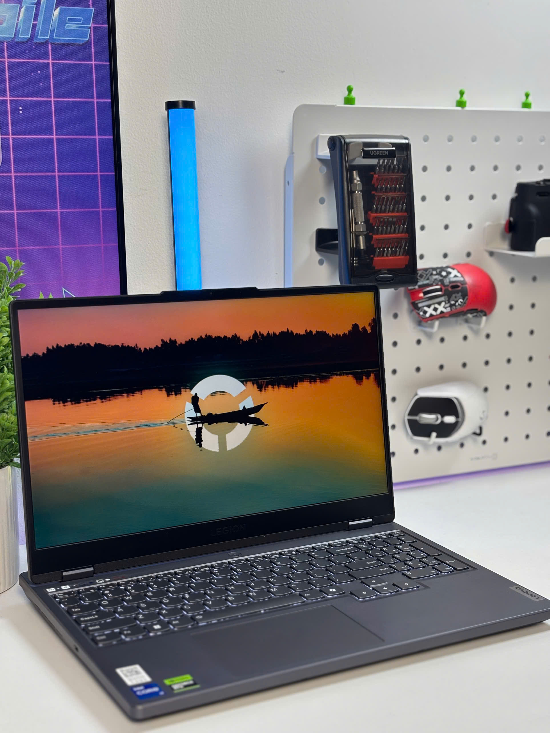 LENOVO LEGION 5 2024 (Core i7-13650HX, RTX 4060 8Gb) - USED 99%