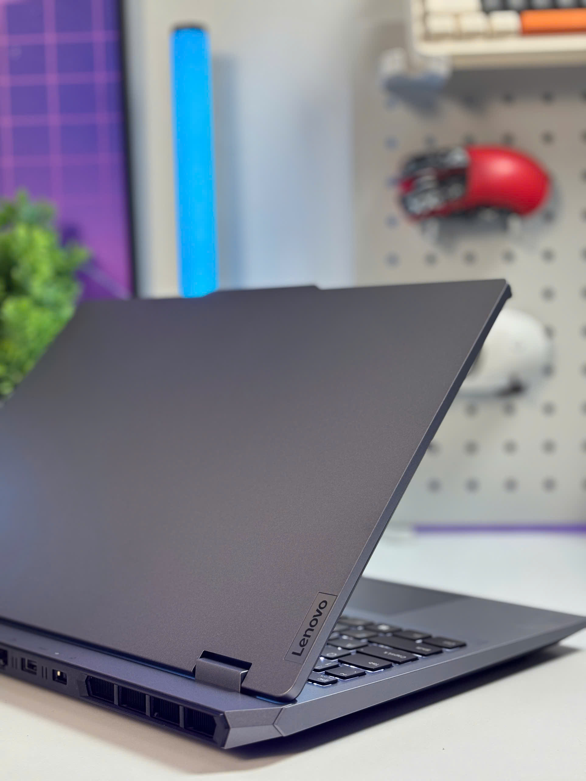 LENOVO LOQ 2024 (Core i7-13650HX, RTX4050 6Gb) - USED 99%