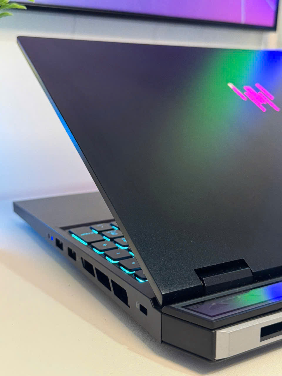ACER PREDATOR HELIOS NEO 16 2024 (Core i9-14900HX, RTX 4060 8Gb) - USED 99%