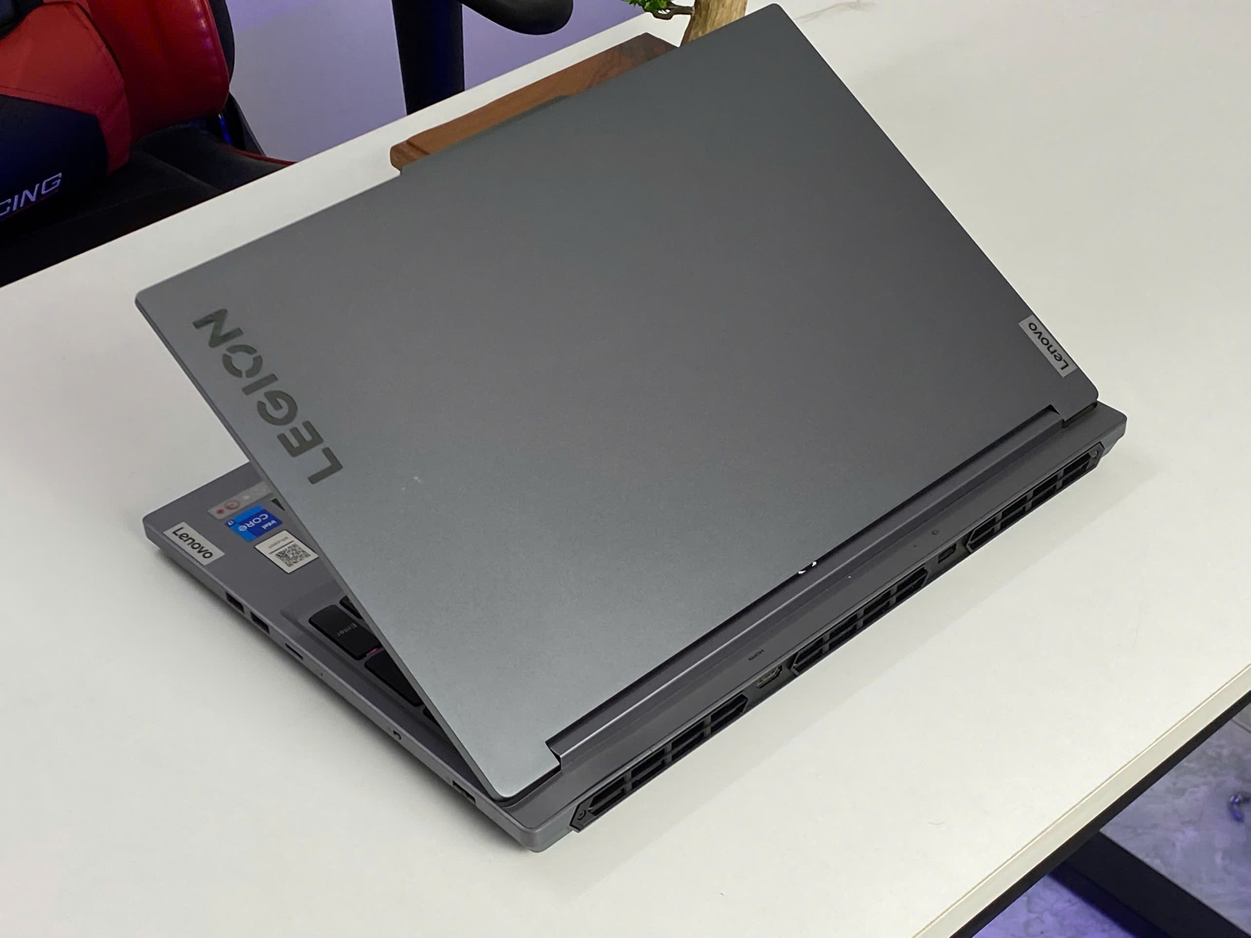 LENOVO LEGION 5 2024 (Core i7-14700HX, RTX 4070 8Gb) - USED 99%