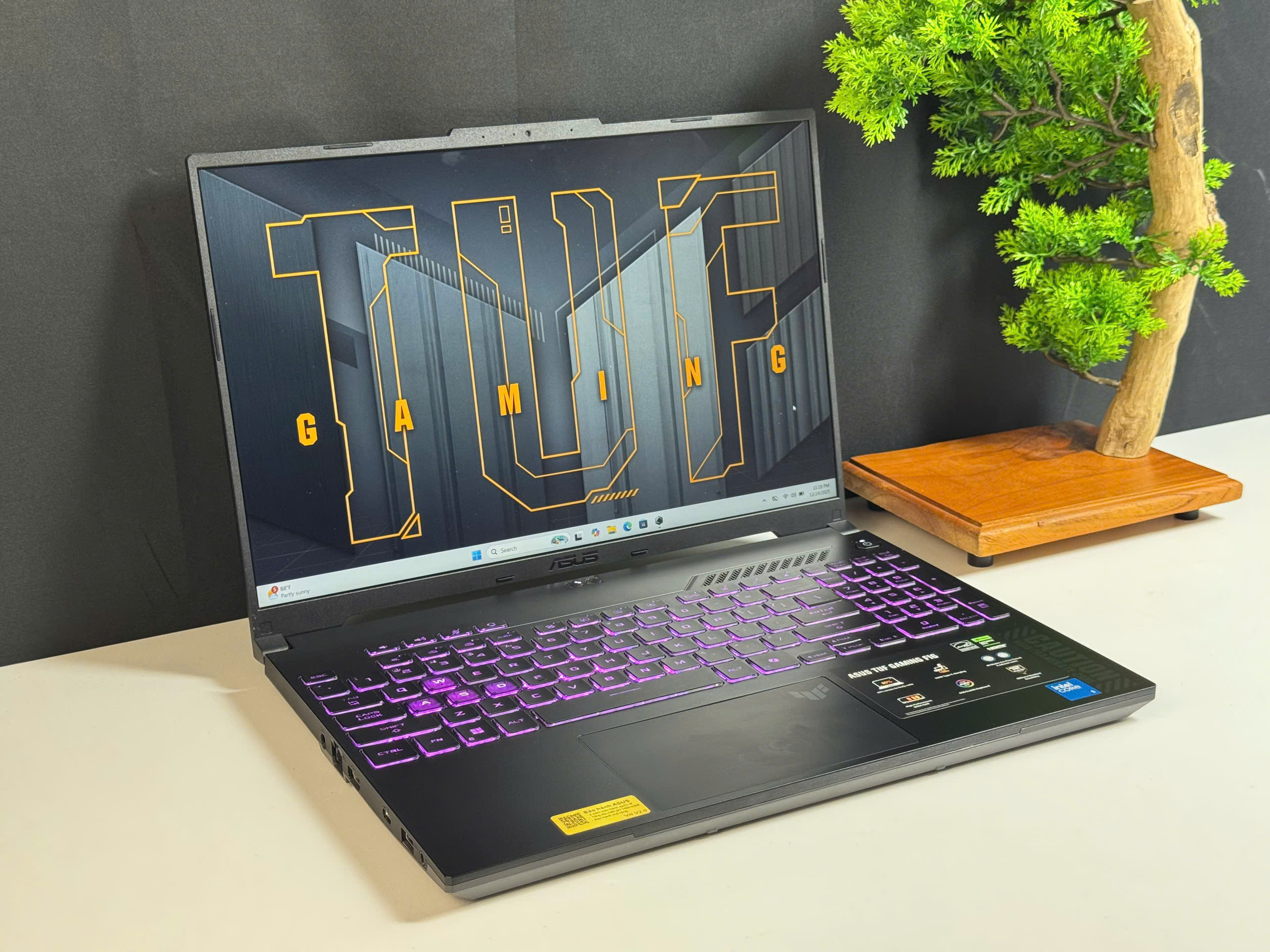 ASUS TUF GAMING F16 2024 (Core 5 210H, RTX 3050 6Gb) - USED 99%