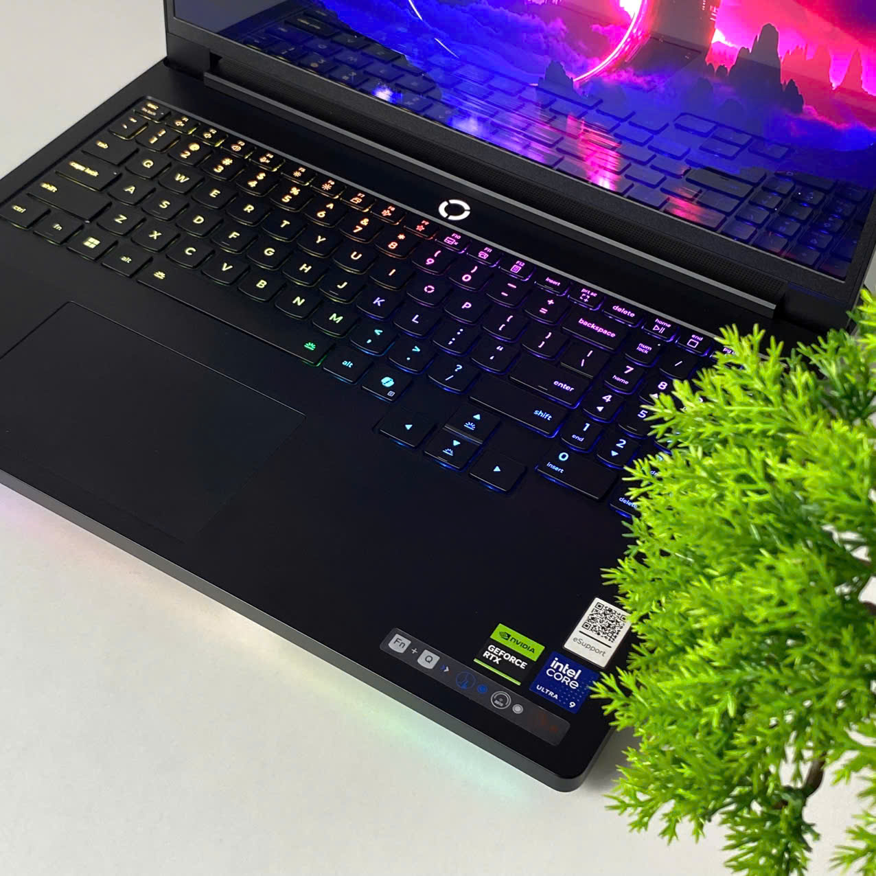 LENOVO LEGION PRO 7i 2025 (Core Ultra 9 275HX, RTX 5070Ti 12Gb) - LIKENEW