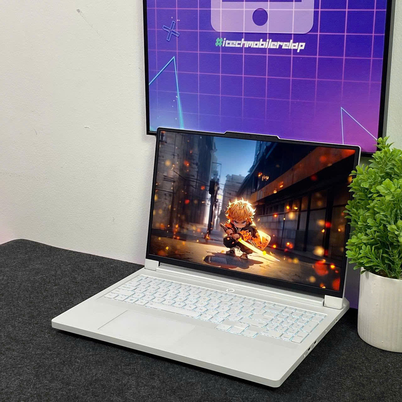 LENOVO LEGION R9000P GLACIER WHITE 2025 (Ryzen 9-8945HX, RTX 5060 8Gb) - USED 99%