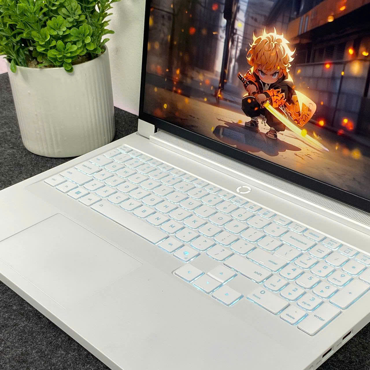 LENOVO LEGION R9000P GLACIER WHITE 2025 (Ryzen 9-8945HX, RTX 5060 8Gb) - USED 99%