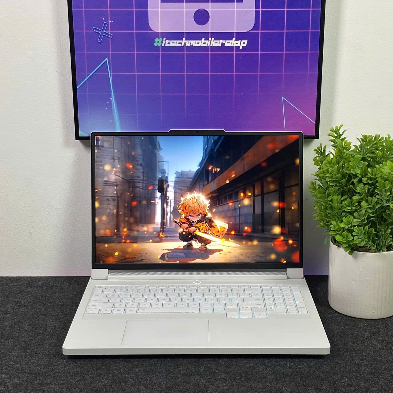 LENOVO LEGION R9000P GLACIER WHITE 2025 (Ryzen 9-8945HX, RTX 5060 8Gb) - USED 99%