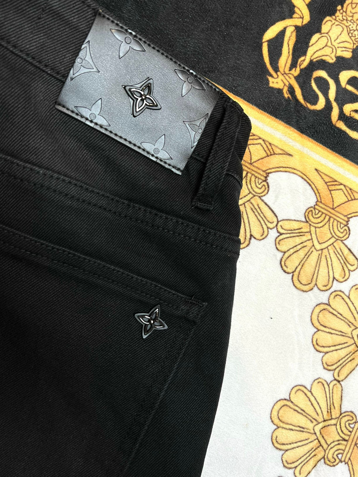 Bò côn Quảng châu cao cấp LV-7570