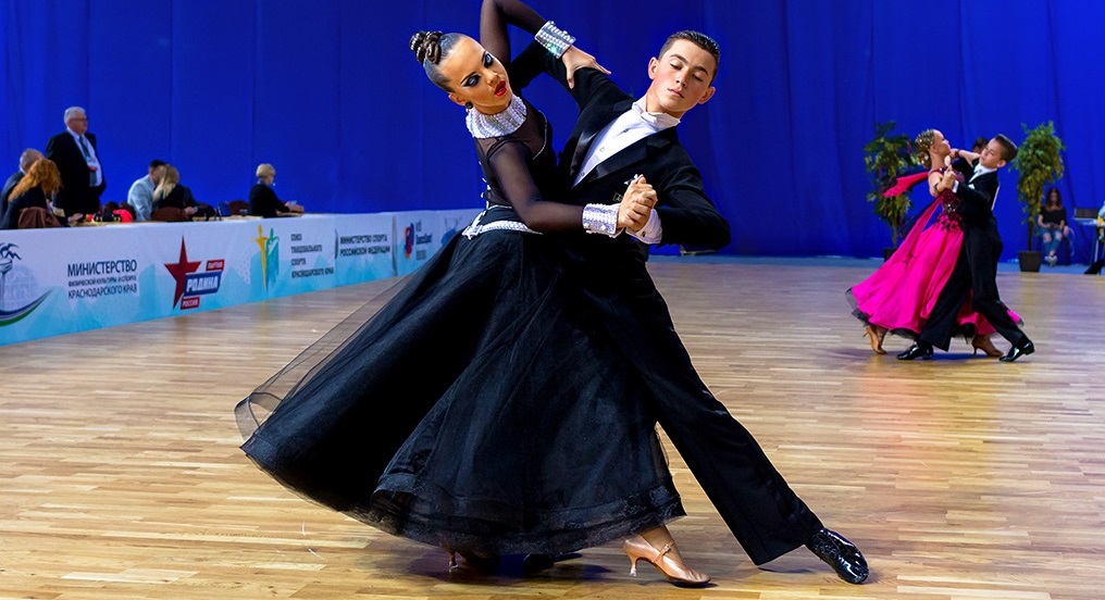 Lợi ích của khiêu vũ thể thao với trẻ em