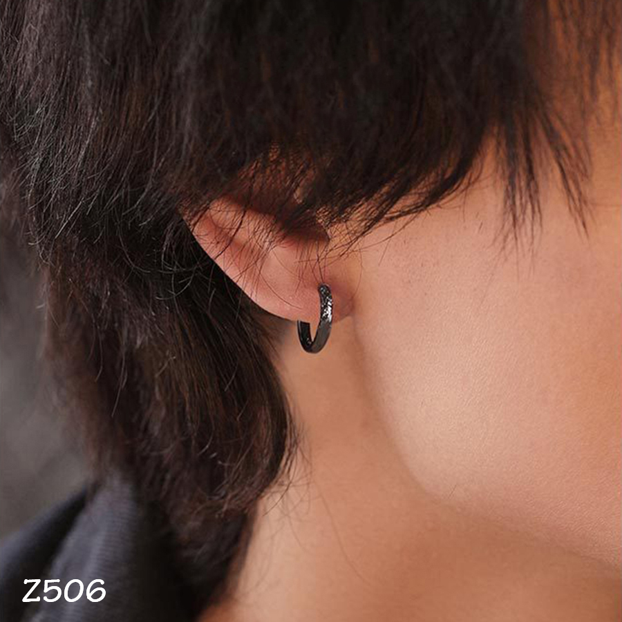 Khuyên tai Nam Gậy như ý Z506 2 màu Đen Bạc 24Z Store (1 chiếc)