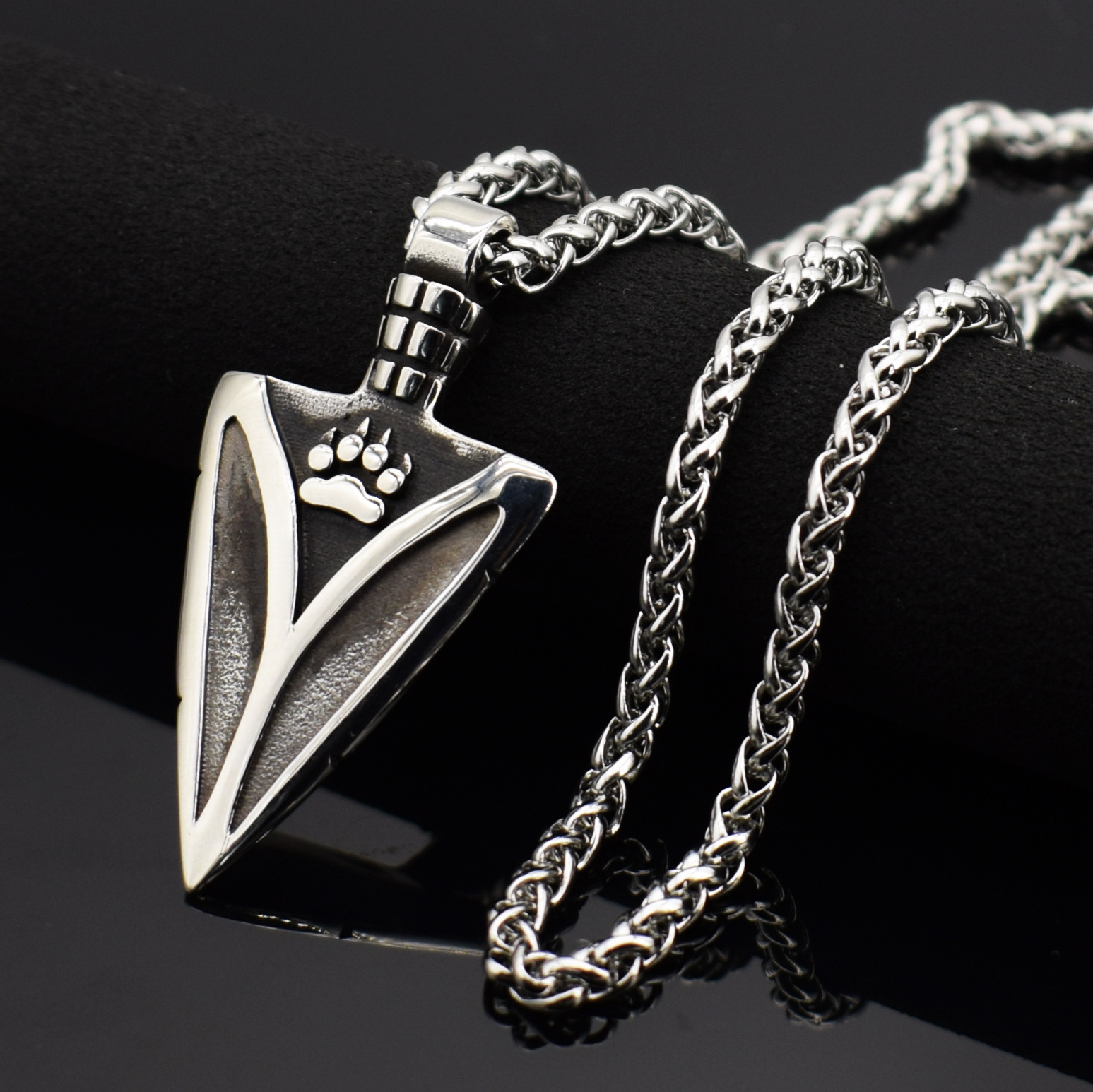 Mặt dây chuyền Mũi Tên Gấu Gothic P42453