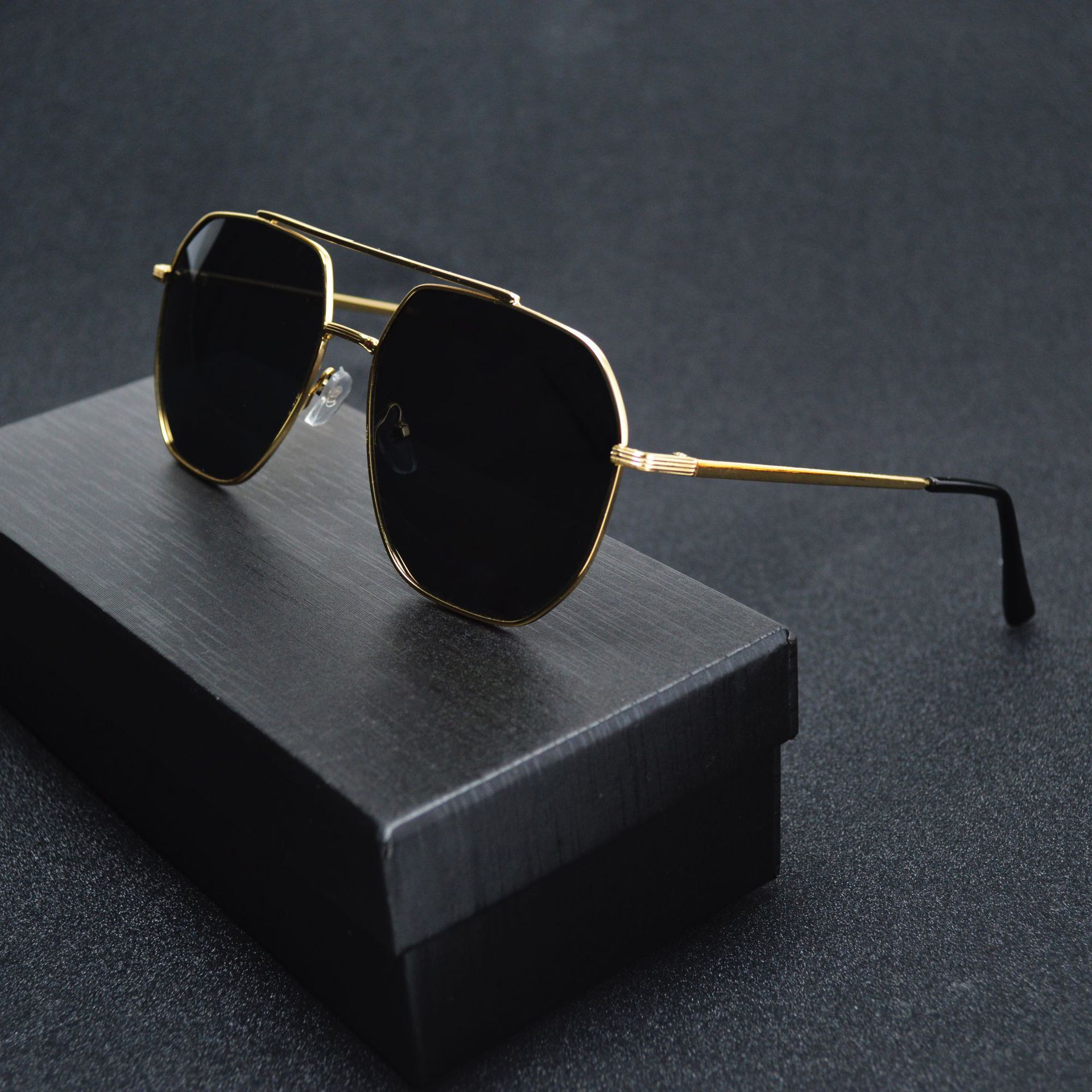 Gửi mắt kính từ Việt Nam đi Đức: Những điều cần biết Gửi mắt kính từ Việt Nam đi Đức: Những điều cần biết