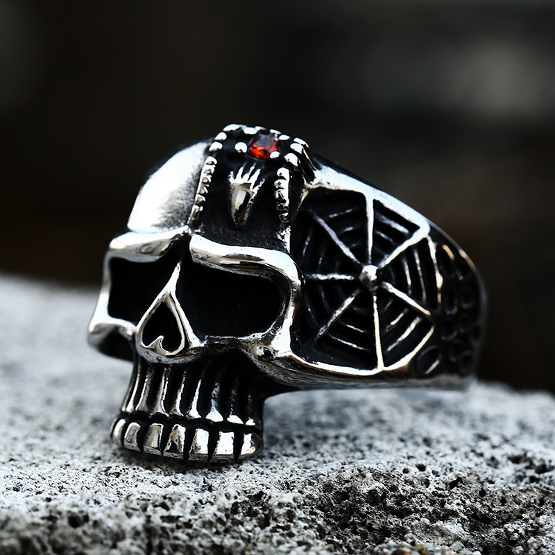 Nhẫn Skull Gothic Titan R1006 màu Bạc Thái