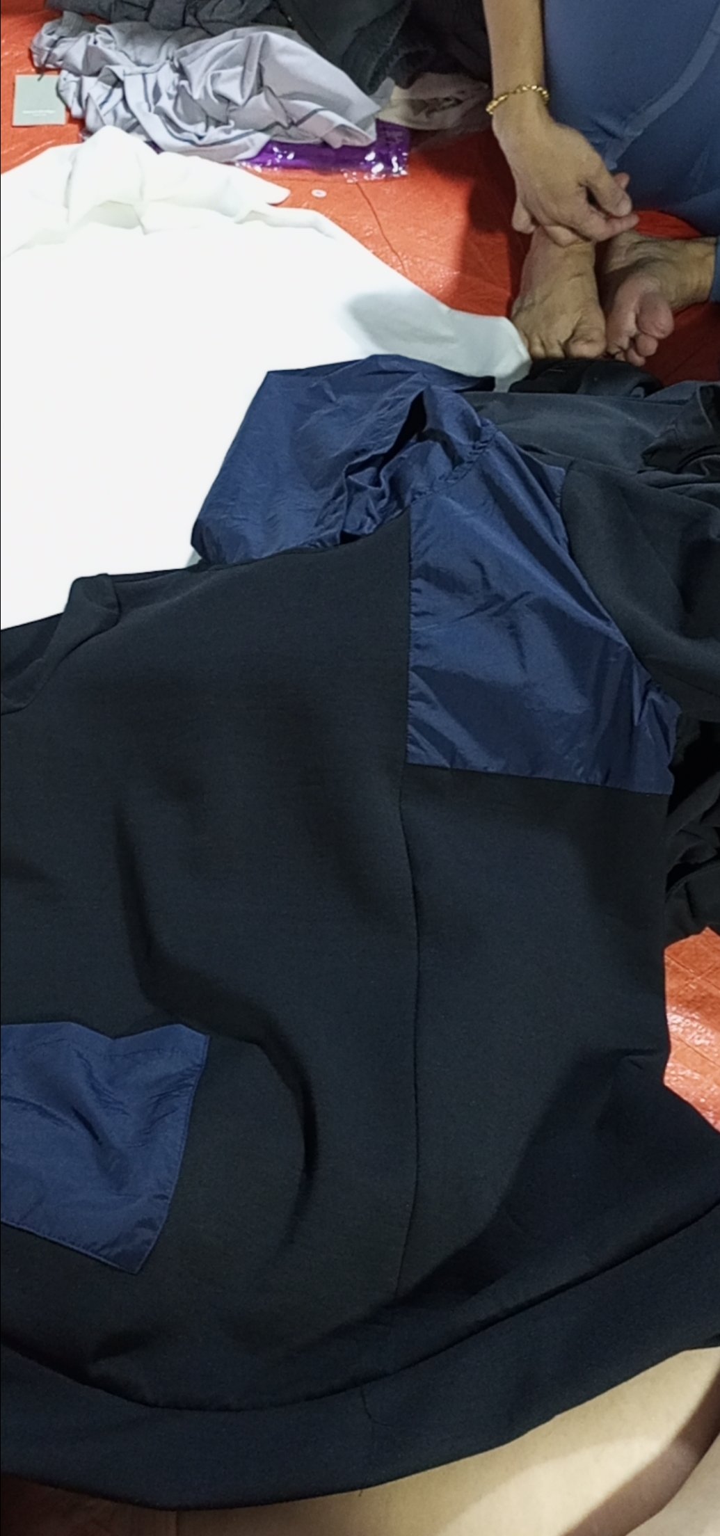 Áo hoodie phối màu Mind Bright, hàng xuất xịn