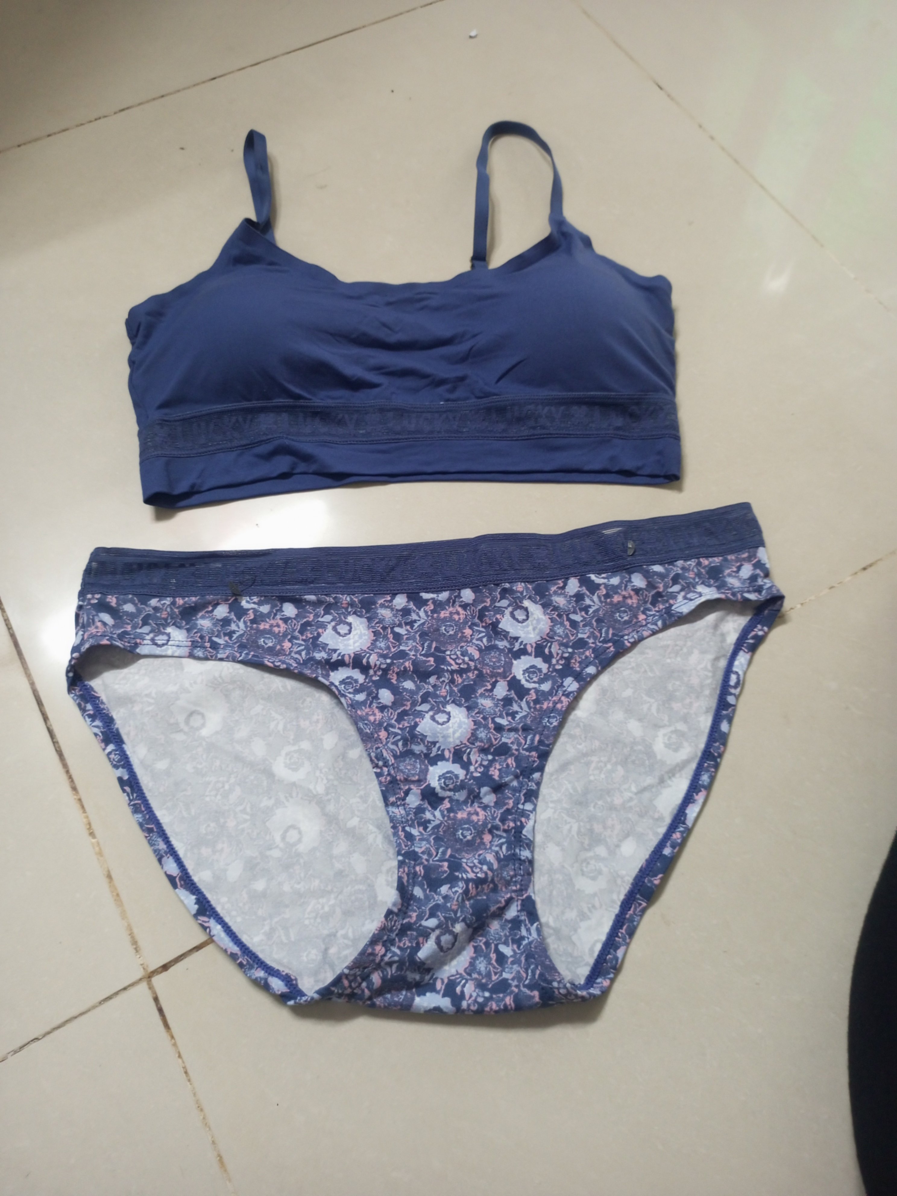 set bộ Lucky bra, hàng xuất xịn