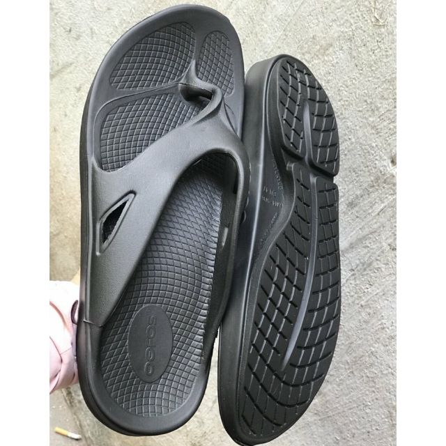 Dép unisex Oofos (có 46 47), hàng xuất xịn