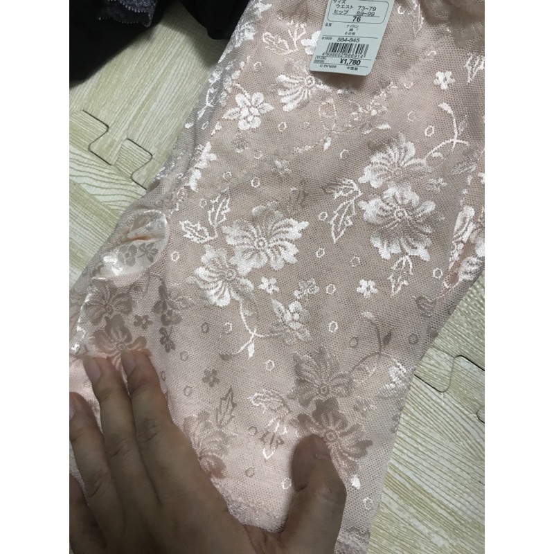Quần mặc váy, hàng xuất Nhật