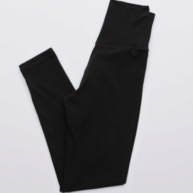 Quần tập legging 7/8 cạp chéo Ae, hàng xuất xịn