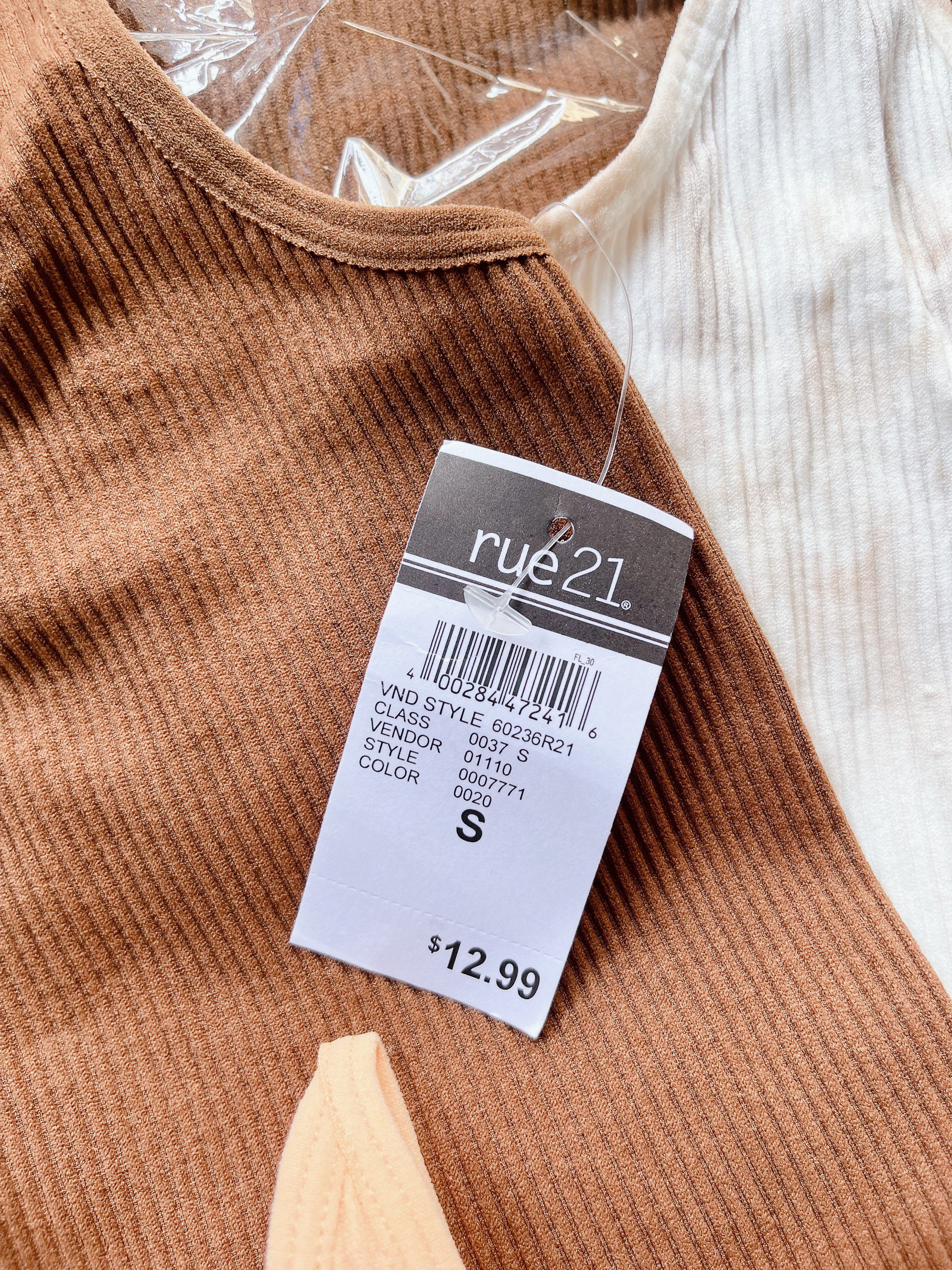 Áo tank top Justify, rue 21, hàng xuất xịn