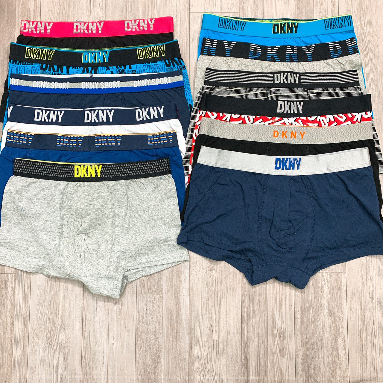 Quần lót boxer nam DKNY