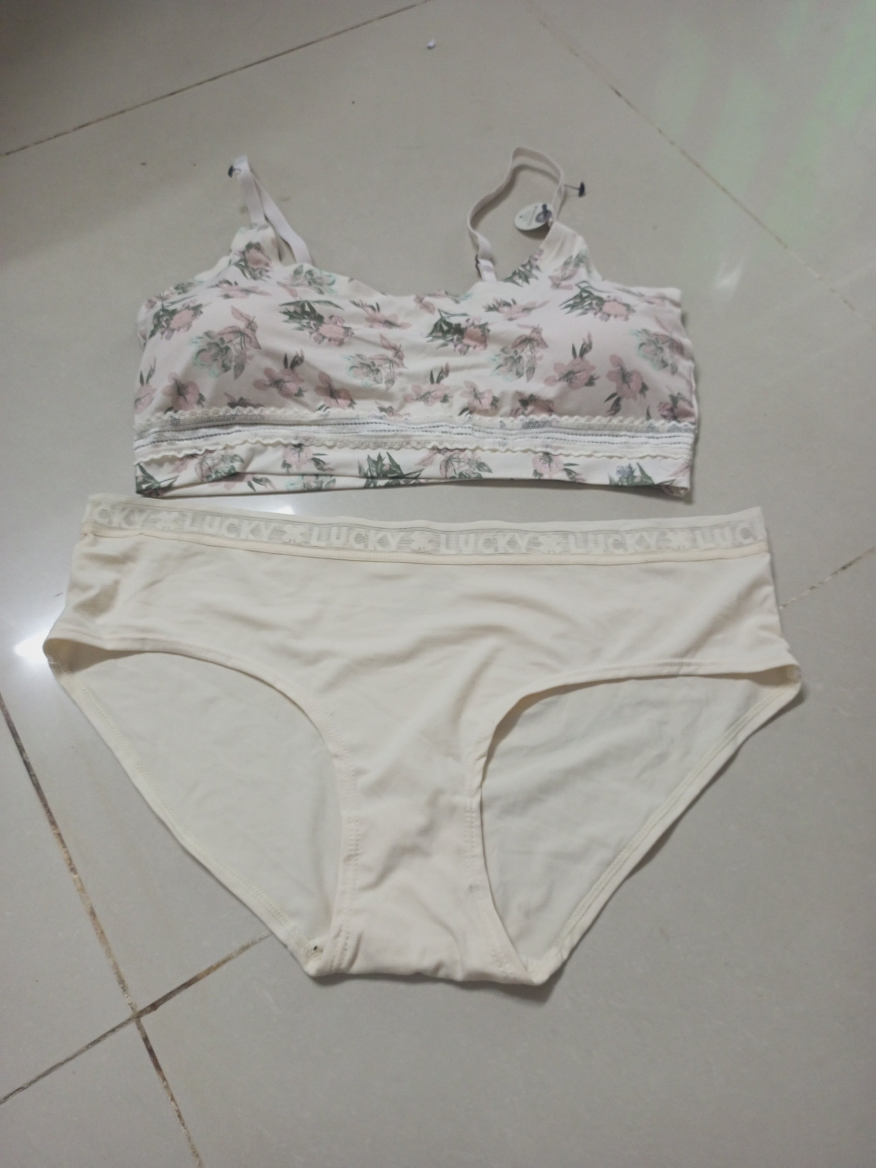 set bộ Lucky bra, hàng xuất xịn