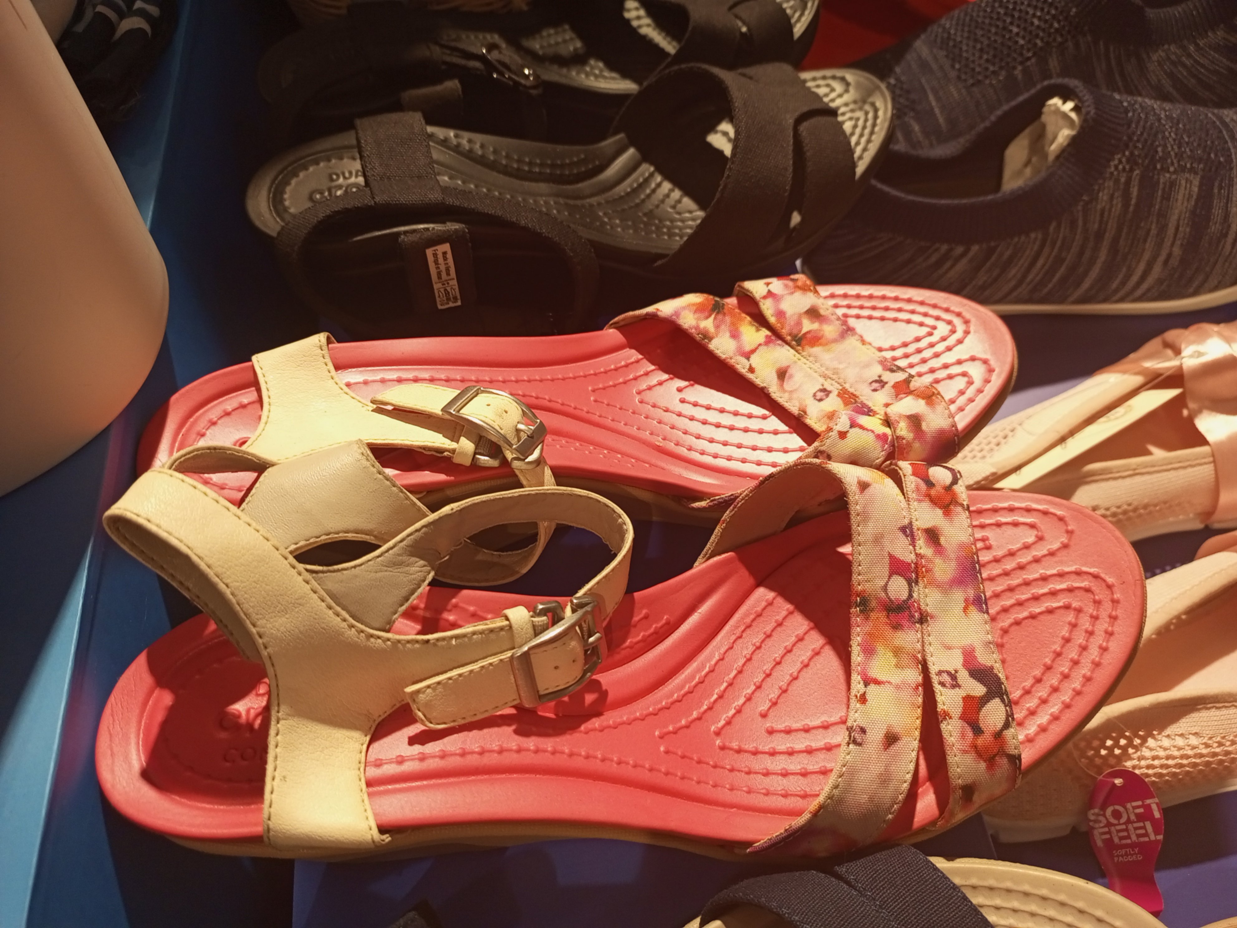 Giày sandal cá sấu, hàng xuất xịn