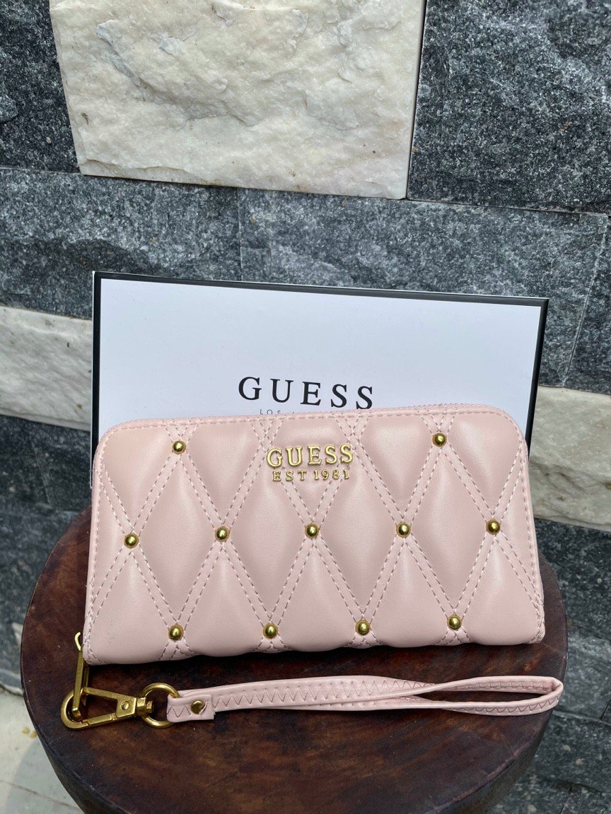 ví guess cầm tay