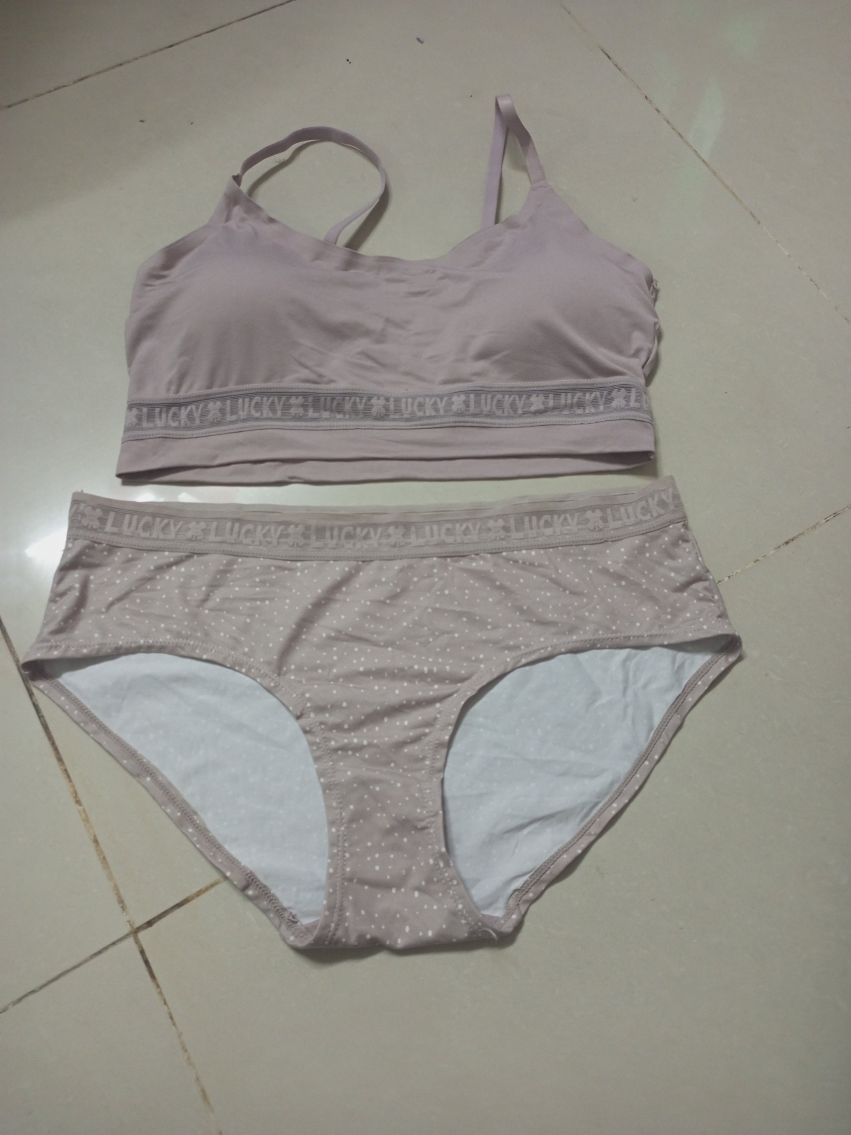 set bộ Lucky bra, hàng xuất xịn