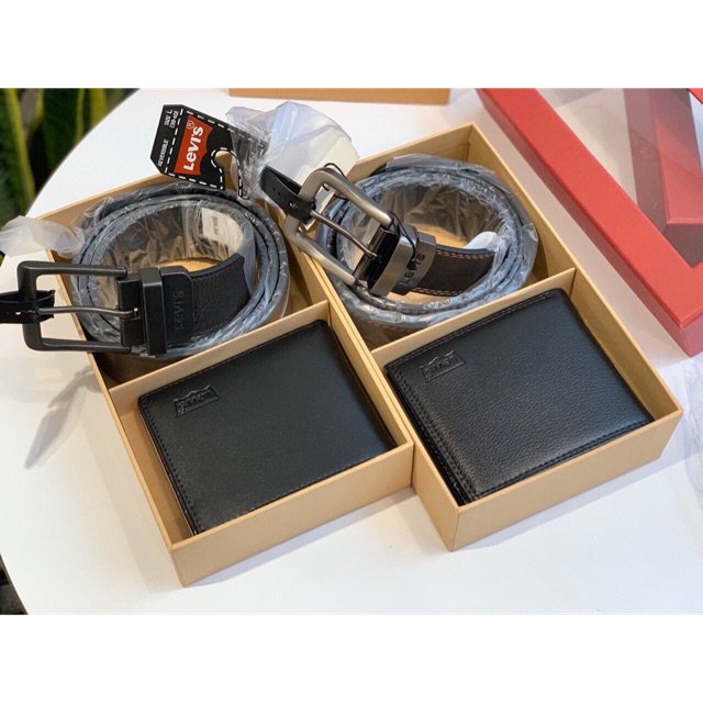 Set nịt ví