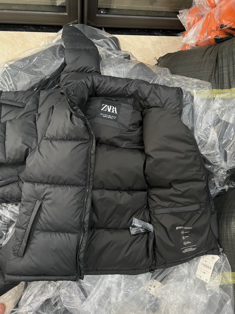 Áo khoác nam lông vũ Zara, hàng xuất xịn
